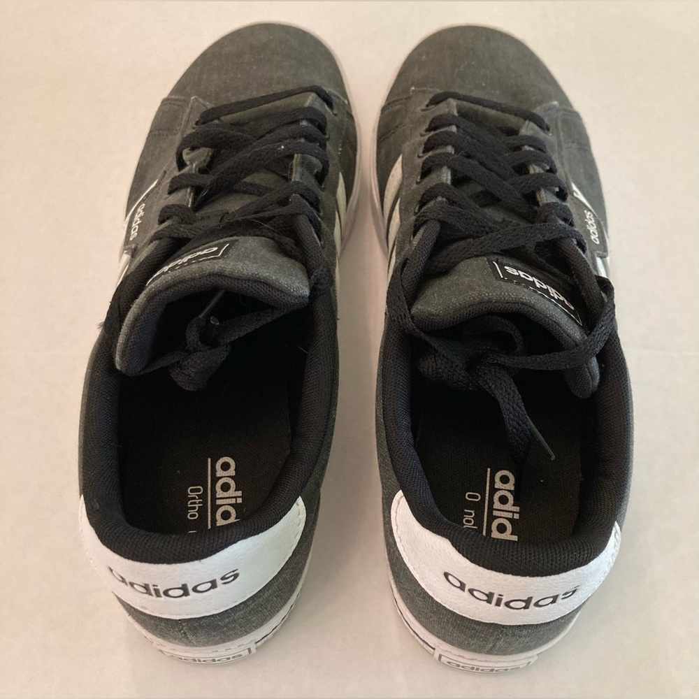 Adidas 🟣 GUC Men's Size 11.5 Daily 3.0 Skateboarding Sneakers - Picture 7 of 9